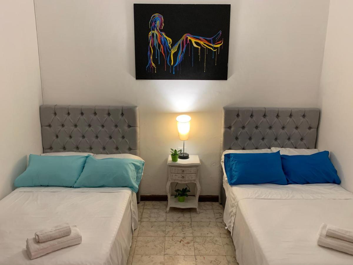 Casa Blanca San Antonio Hostal Boutique Кали Экстерьер фото