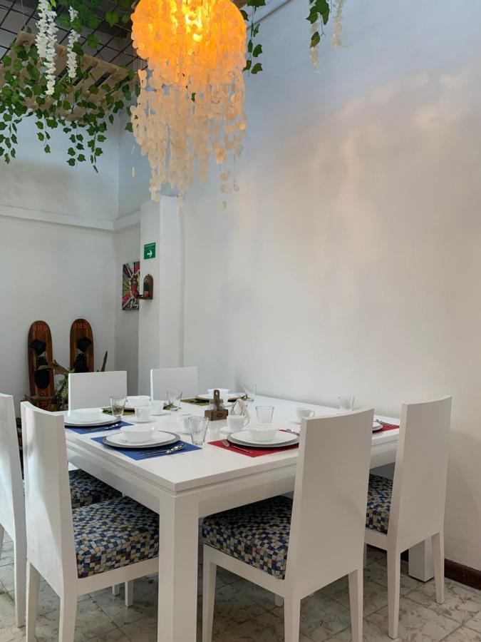 Casa Blanca San Antonio Hostal Boutique Кали Экстерьер фото