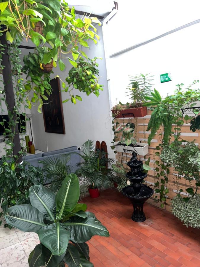 Casa Blanca San Antonio Hostal Boutique Кали Экстерьер фото