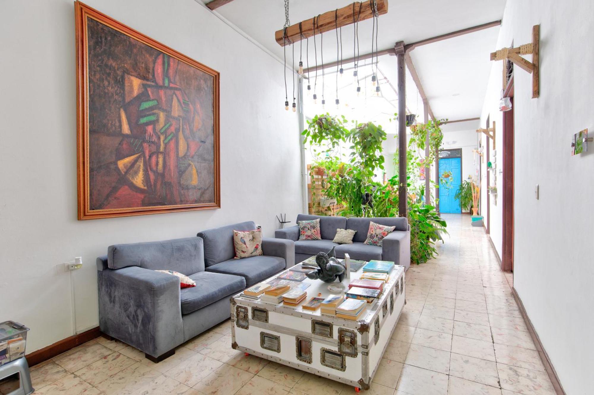 Casa Blanca San Antonio Hostal Boutique Кали Экстерьер фото