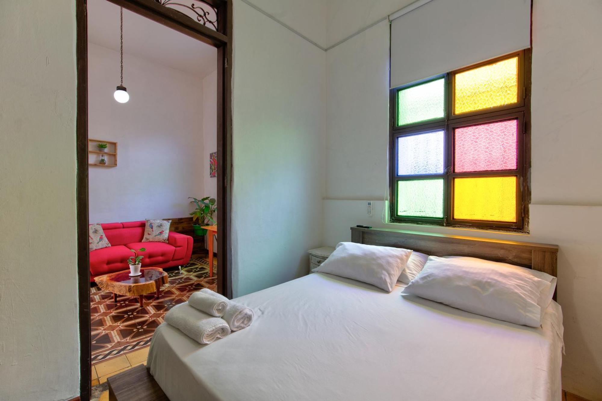Casa Blanca San Antonio Hostal Boutique Кали Экстерьер фото