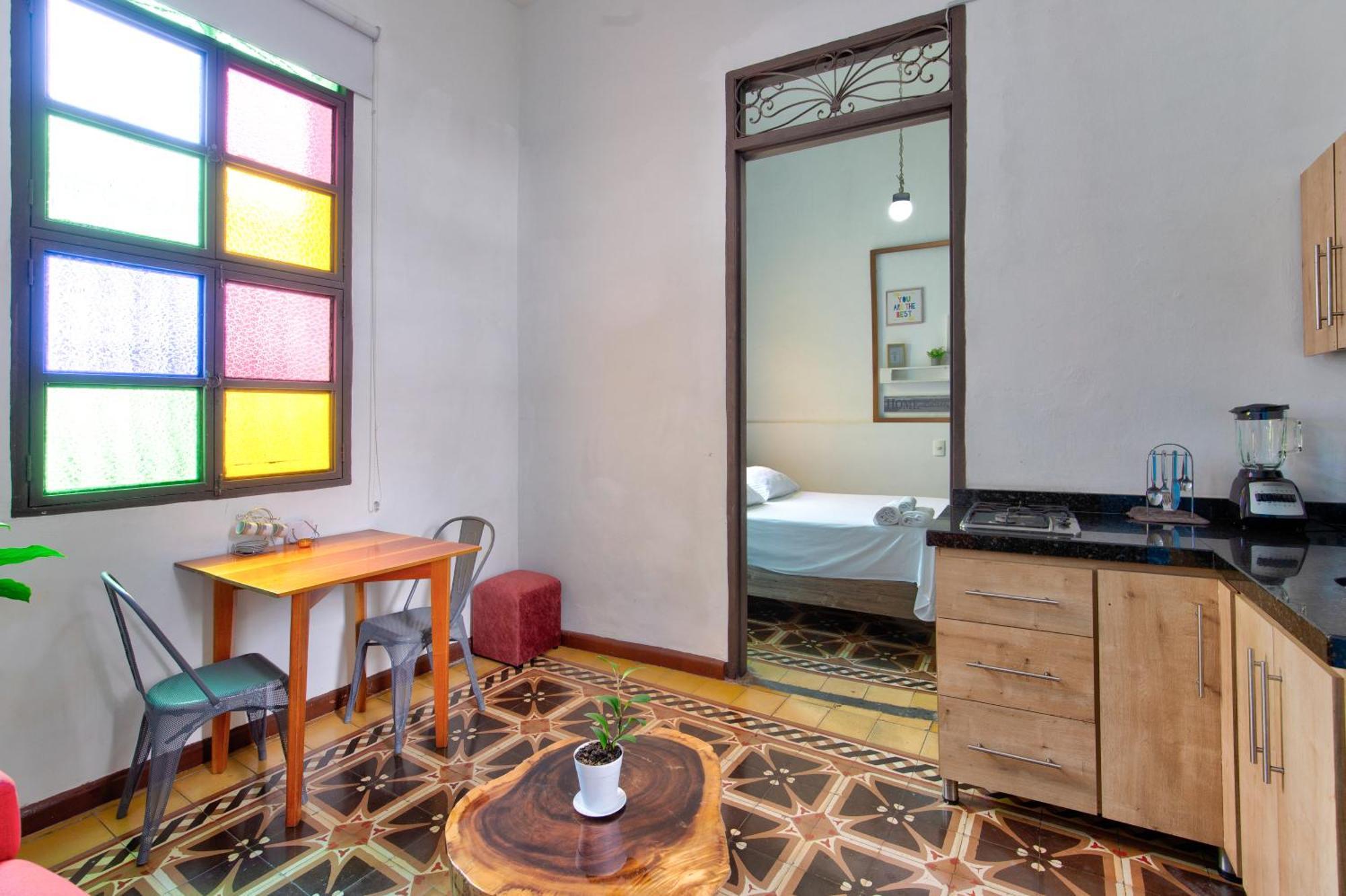 Casa Blanca San Antonio Hostal Boutique Кали Экстерьер фото