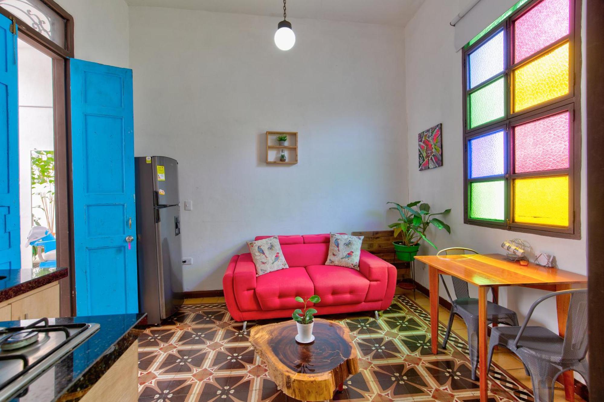 Casa Blanca San Antonio Hostal Boutique Кали Экстерьер фото